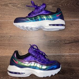 Nike Air Max 95 SE Big Girls 3